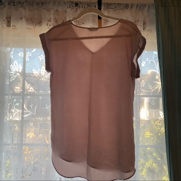 Express silky v neck blouse | blush color | medium - Picture 2 of 4
